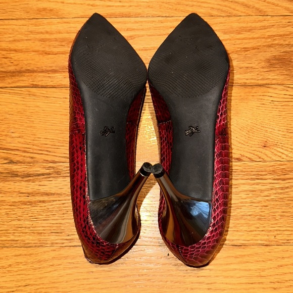 NWOTKenneth Cole Red Snakeskin Silver Edition Exclusive 925 Mirrored Heel Sz 6.5 - Picture 5 of 7